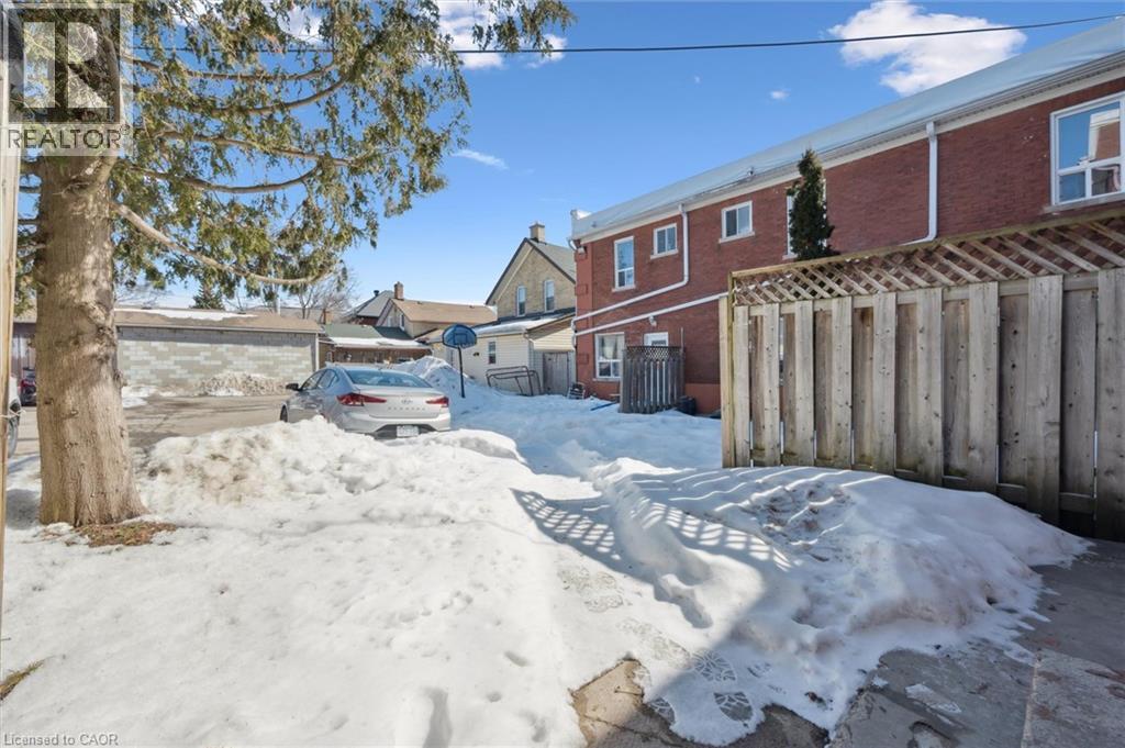 352 W Duke Street W, Kitchener, Ontario  N2H 3Y3 - Photo 26 - 40804218