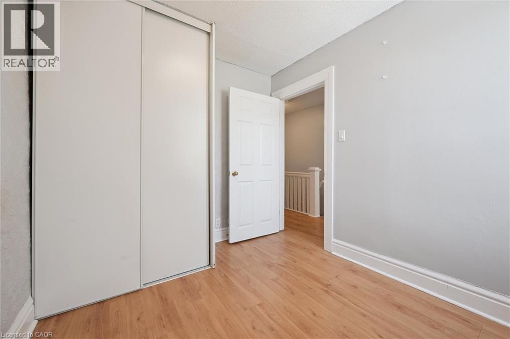 352 W Duke Street W, Kitchener, Ontario  N2H 3Y3 - Photo 16 - 40804218
