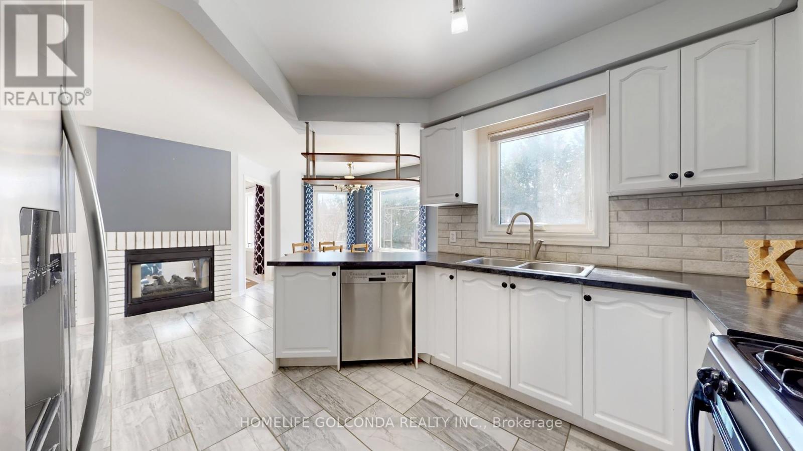 39 Etherington Crescent, Barrie (West Bayfield), Ontario  L4N 7T2 - Photo 14 - S13130888