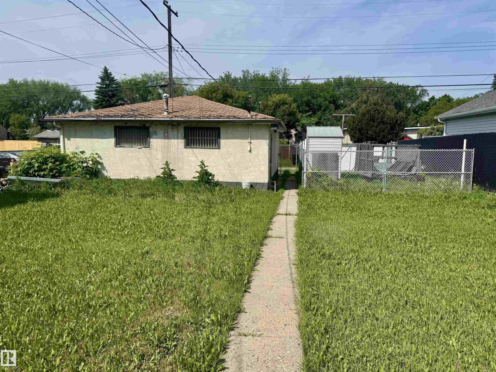 12312 82 St Nw, Edmonton, Alberta  T5B 2X2 - Photo 2 - E4487825