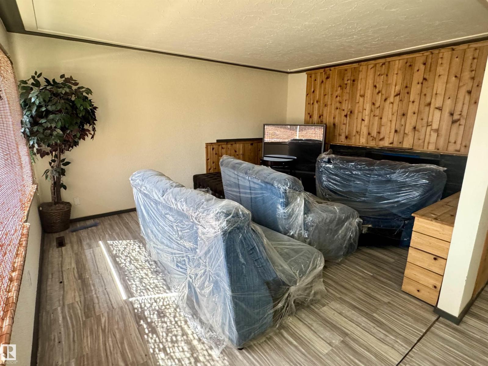 12312 82 St Nw, Edmonton, Alberta  T5B 2X2 - Photo 8 - E4487825