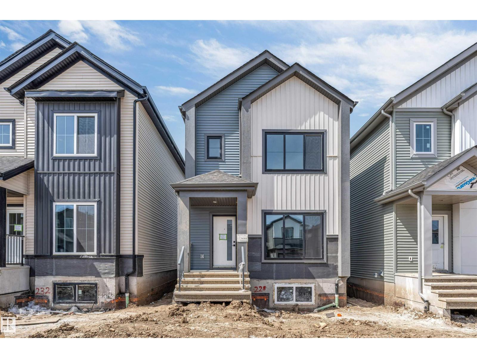 228 24 ST SW, edmonton, Alberta