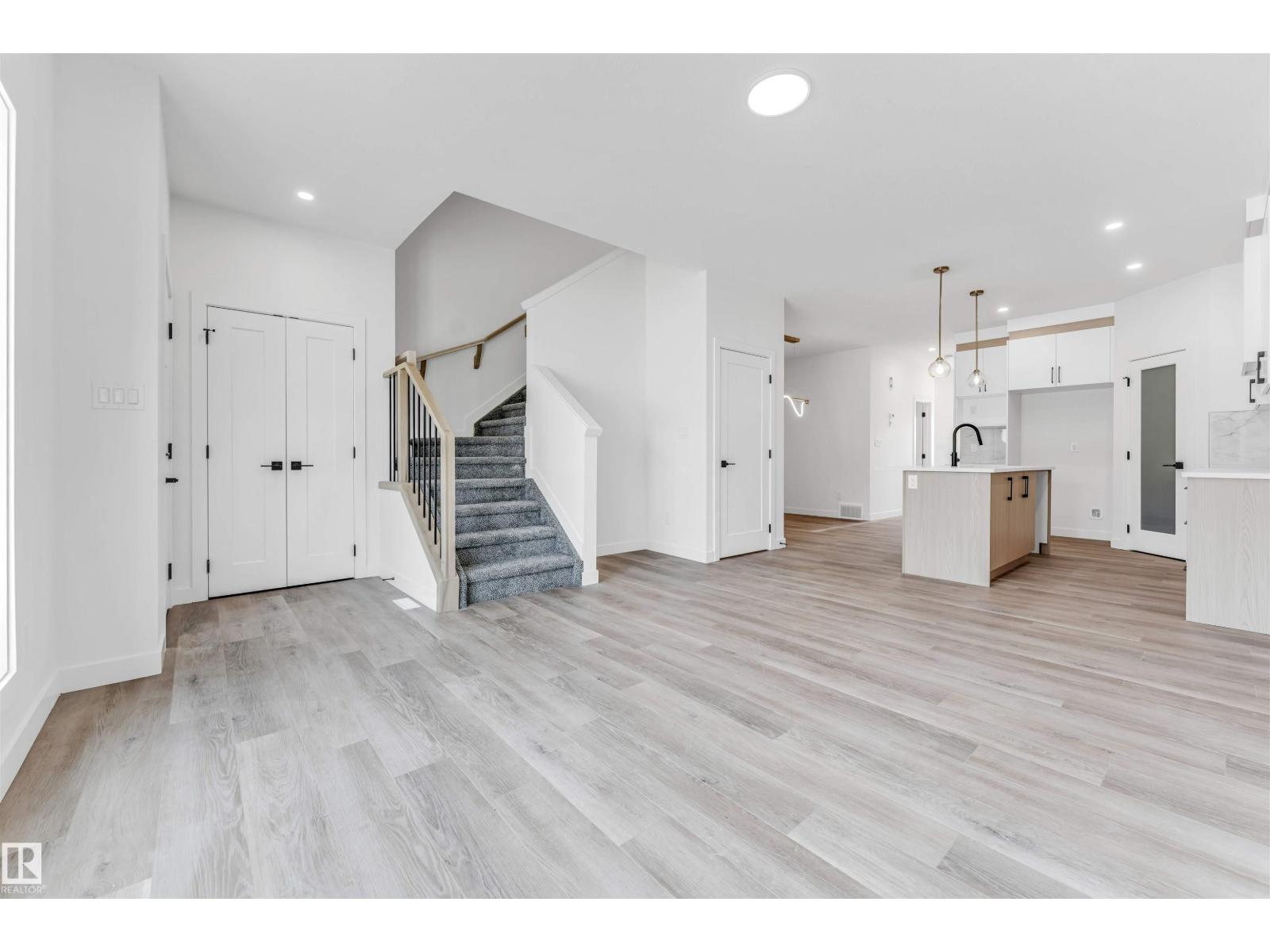 228 24 St Sw, Edmonton, Alberta  T6X 3K4 - Photo 8 - E4487826