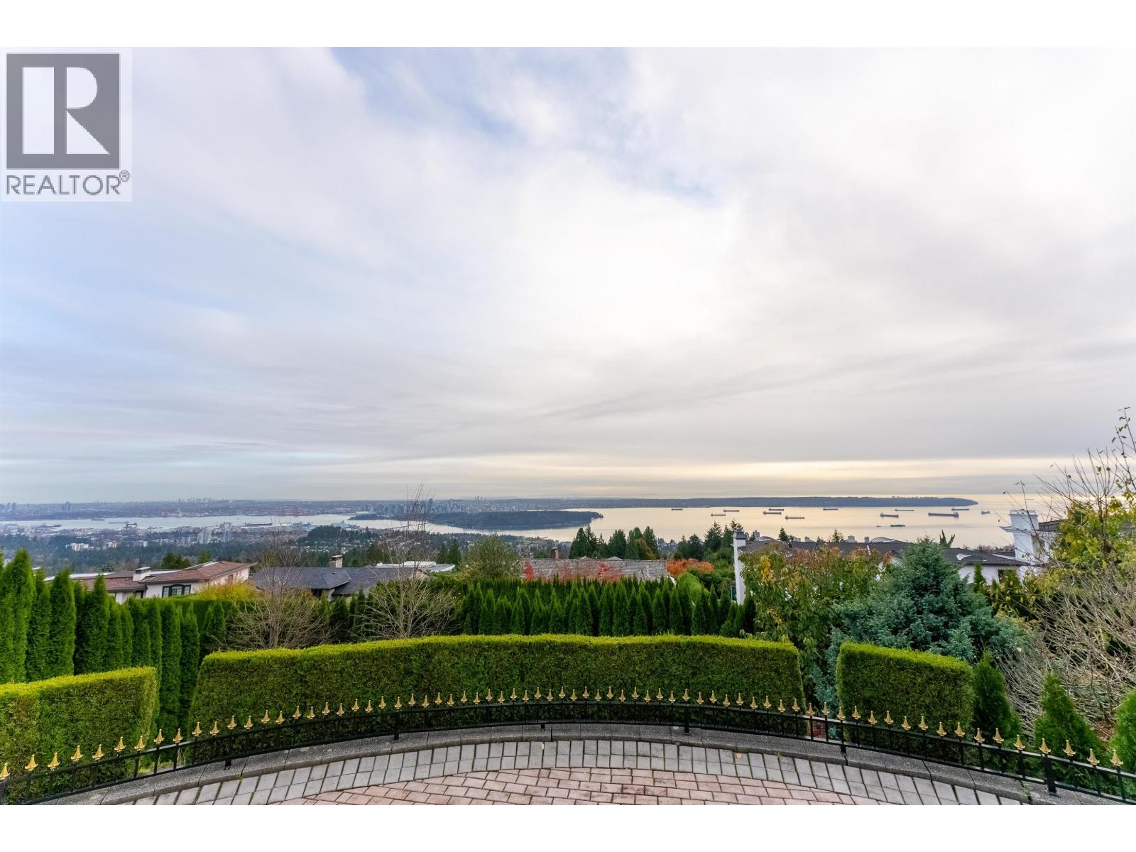 1409 CHARTWELL DRIVE, West Vancouver, British Columbia