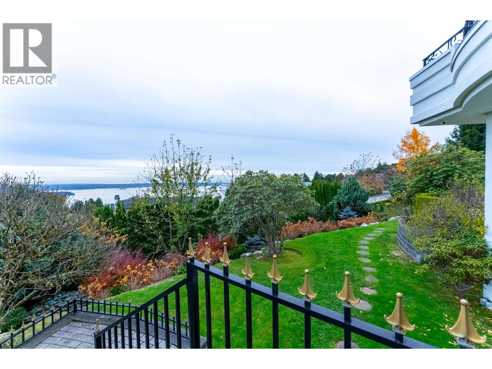 1409 Chartwell Drive, West Vancouver, British Columbia  V7S 2R7 - Photo 3 - R3123914