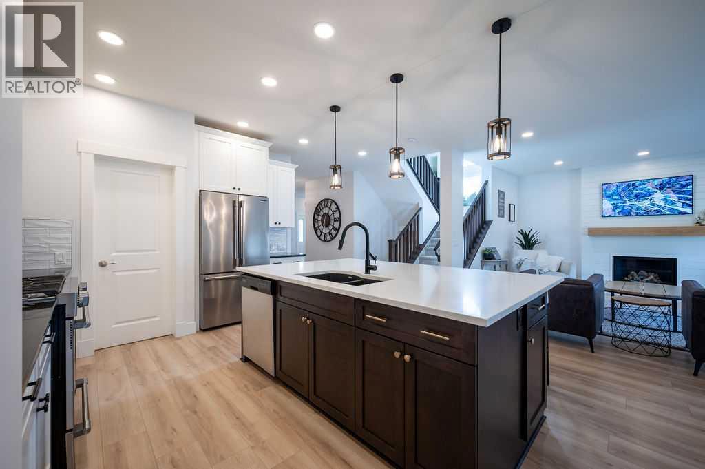 32 Ranchers Manor, Okotoks, Alberta  T1S 0G5 - Photo 10 - A2310306
