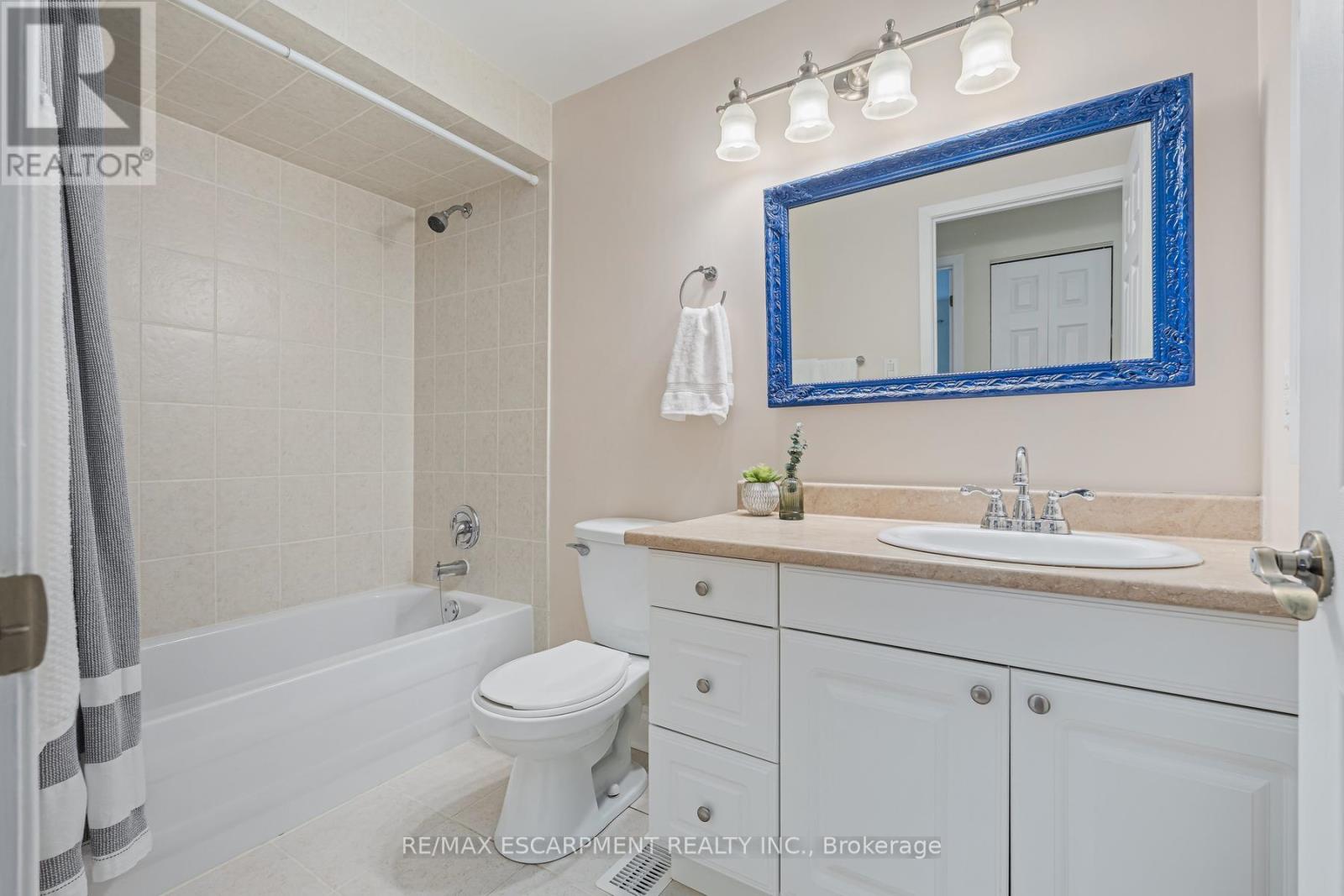 56 Cavendish Crescent, Brampton, Ontario  L6T 1Z4 - Photo 25 - W13130850