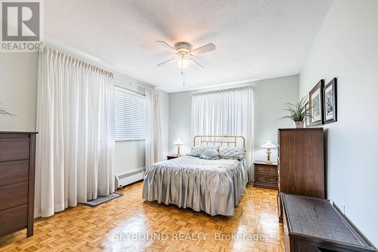 305 - 15 Elizabeth Street N, Mississauga, Ontario  L5G 2Z3 - Photo 27 - W13130856