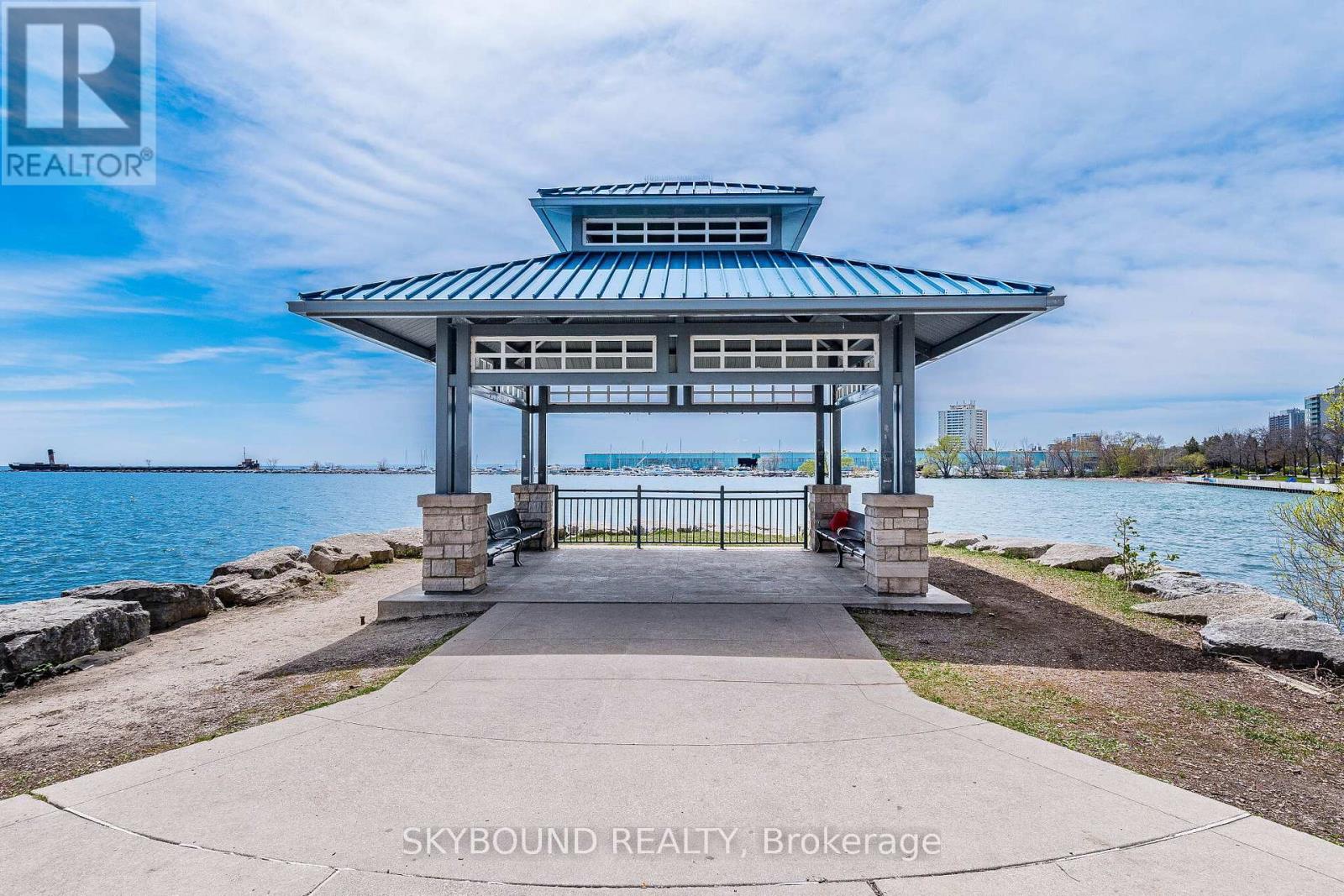 305 - 15 Elizabeth Street N, Mississauga, Ontario  L5G 2Z3 - Photo 44 - W13130856