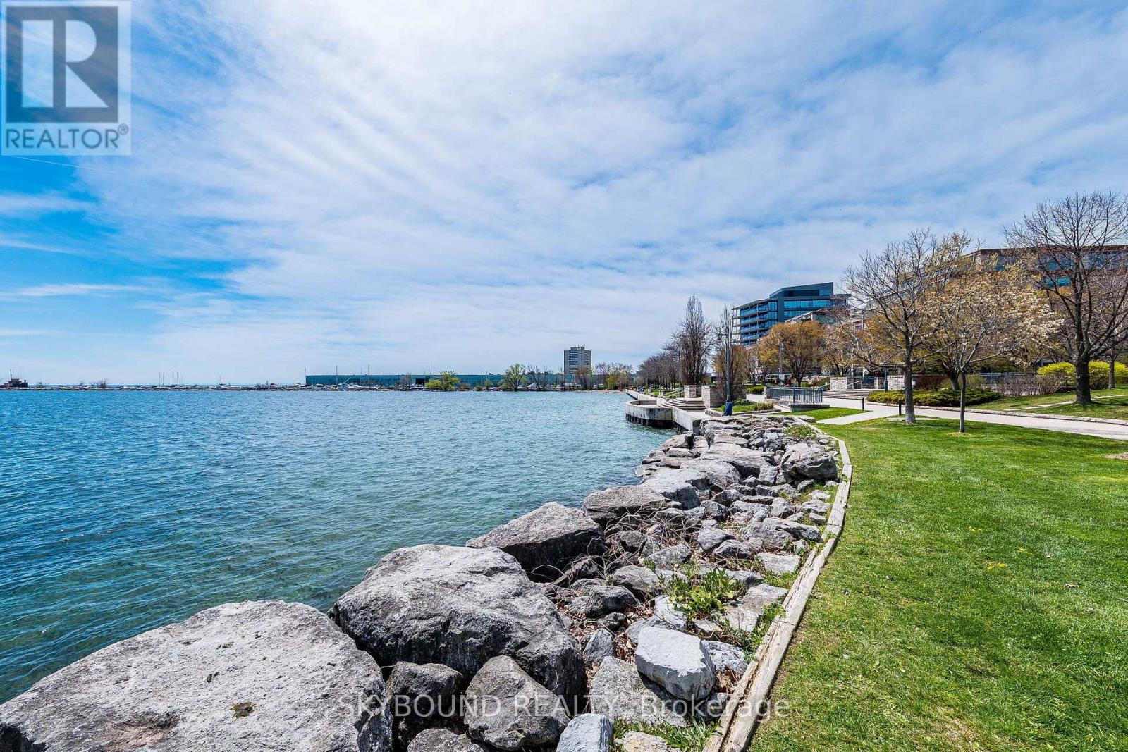 305 - 15 Elizabeth Street N, Mississauga, Ontario  L5G 2Z3 - Photo 45 - W13130856