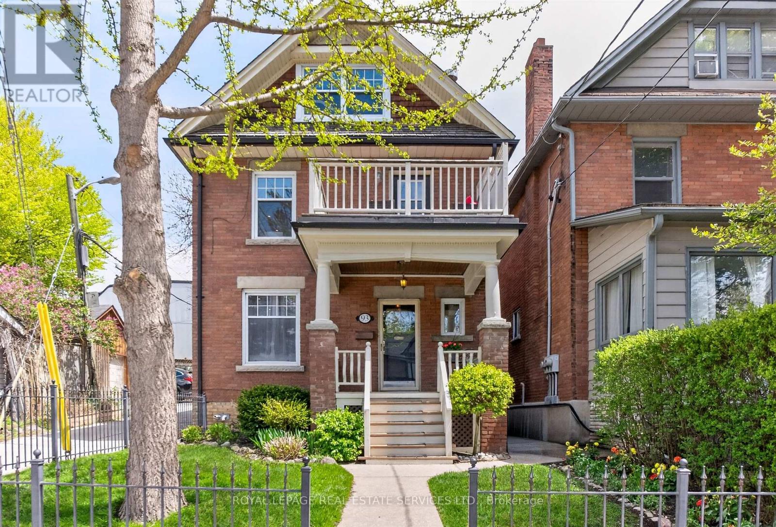 93 Medland Crescent, Toronto, Ontario  M6P 2N3 - Photo 2 - W13130912
