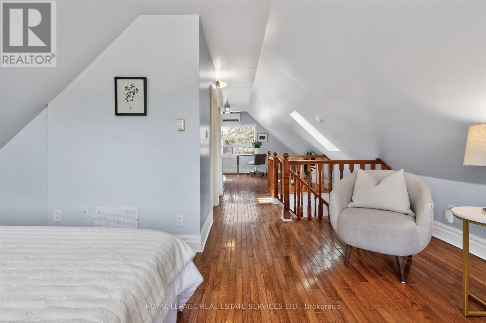 93 Medland Crescent, Toronto, Ontario  M6P 2N3 - Photo 28 - W13130912