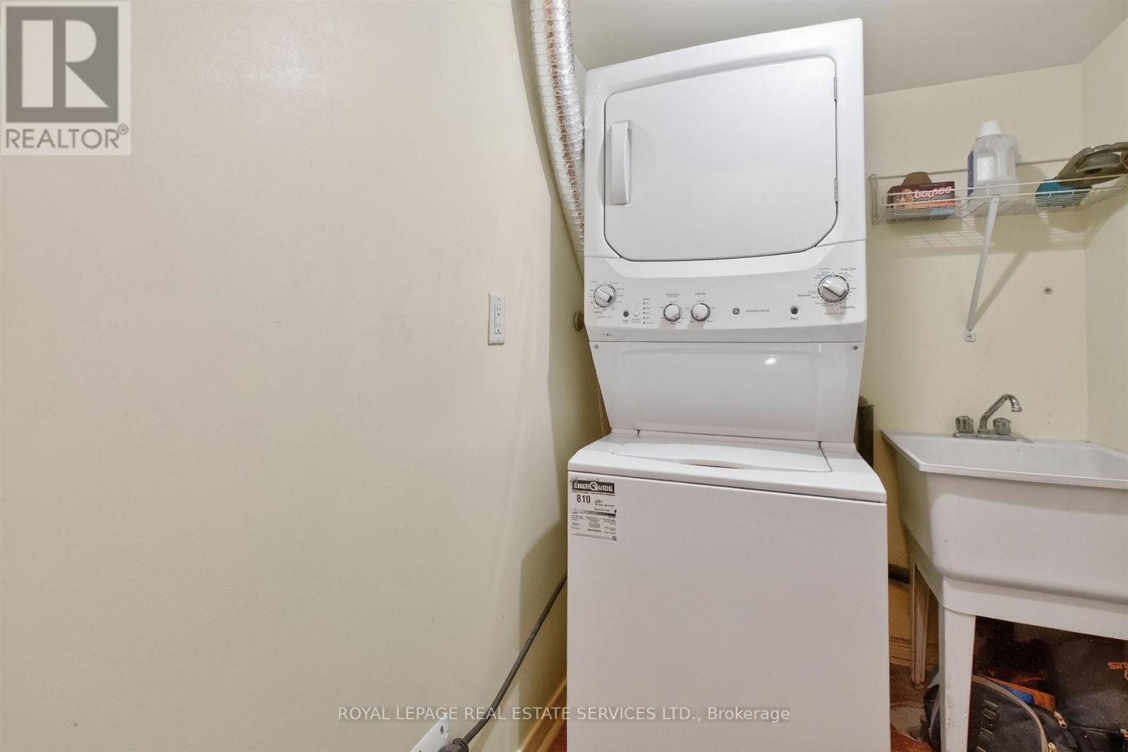 93 Medland Crescent, Toronto, Ontario  M6P 2N3 - Photo 36 - W13130912