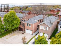 1370 HAZEL MCCLEARY DRIVE, Oakville, Ontario