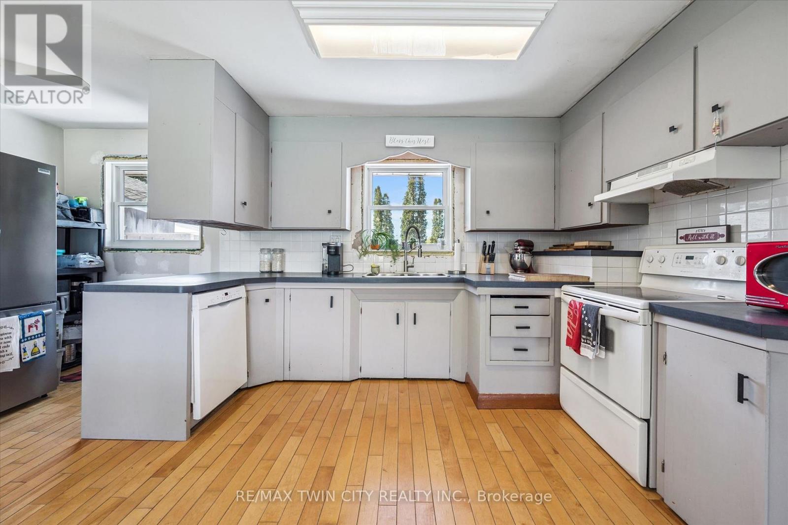 957 Middletown Road, Hamilton, Ontario  L8B 1P8 - Photo 15 - X13130910