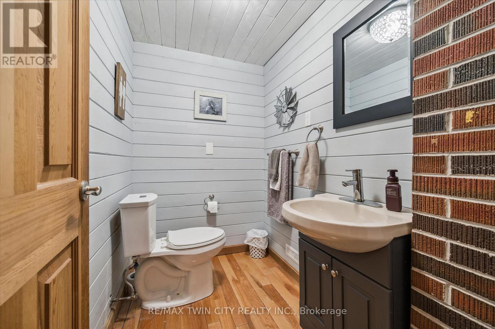 957 Middletown Road, Hamilton, Ontario  L8B 1P8 - Photo 17 - X13130910