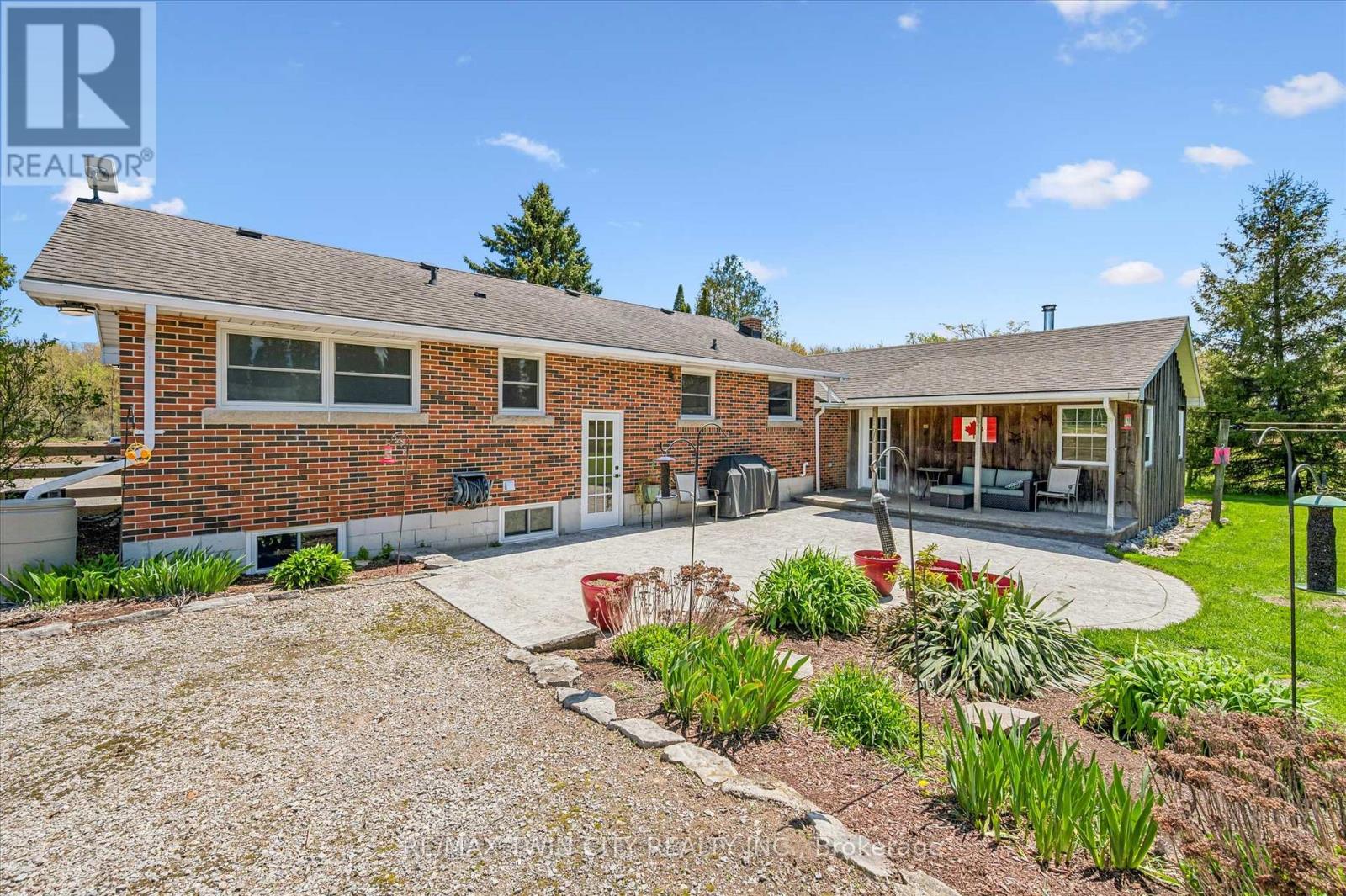 957 Middletown Road, Hamilton, Ontario  L8B 1P8 - Photo 3 - X13130910