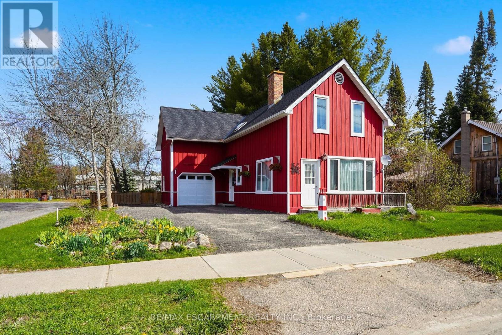 181 DILL STREET, Bracebridge, Ontario