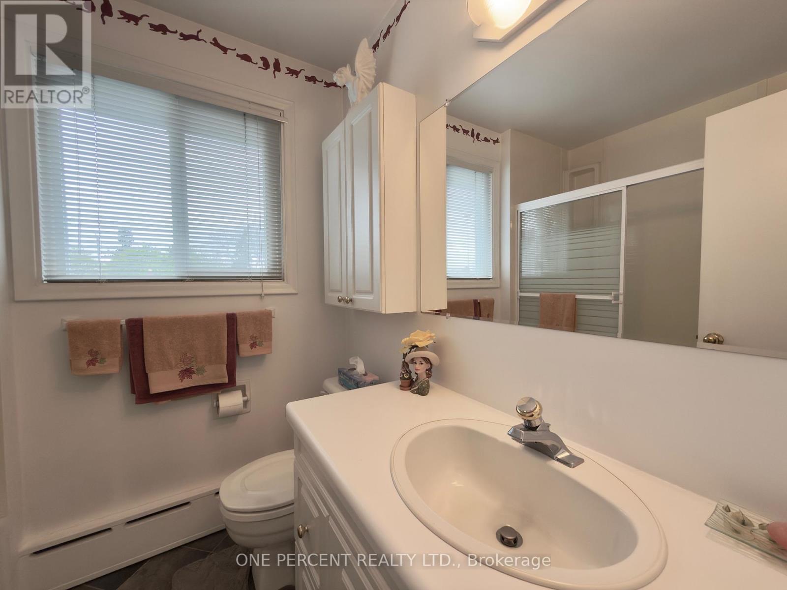 6 Kingsway Crescent, St. Catharines, Ontario  L2N 1A6 - Photo 13 - X13130944