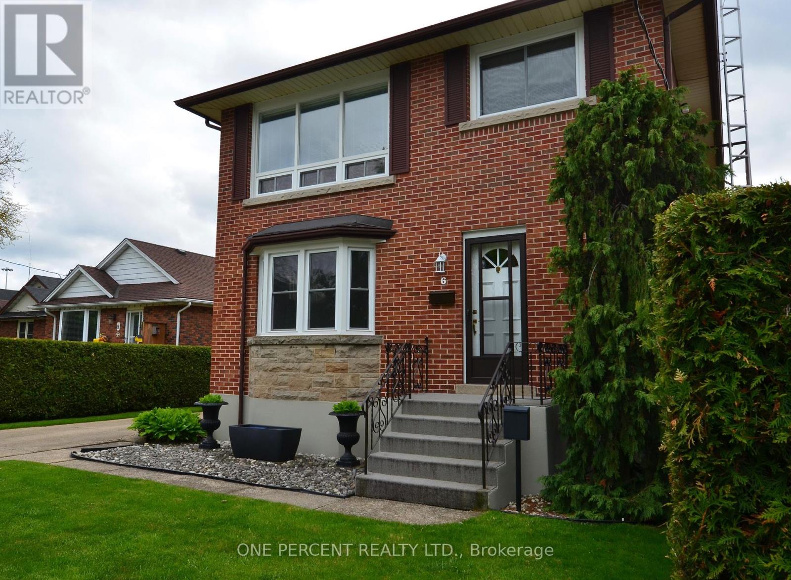 6 Kingsway Crescent, St. Catharines, Ontario  L2N 1A6 - Photo 3 - X13130944
