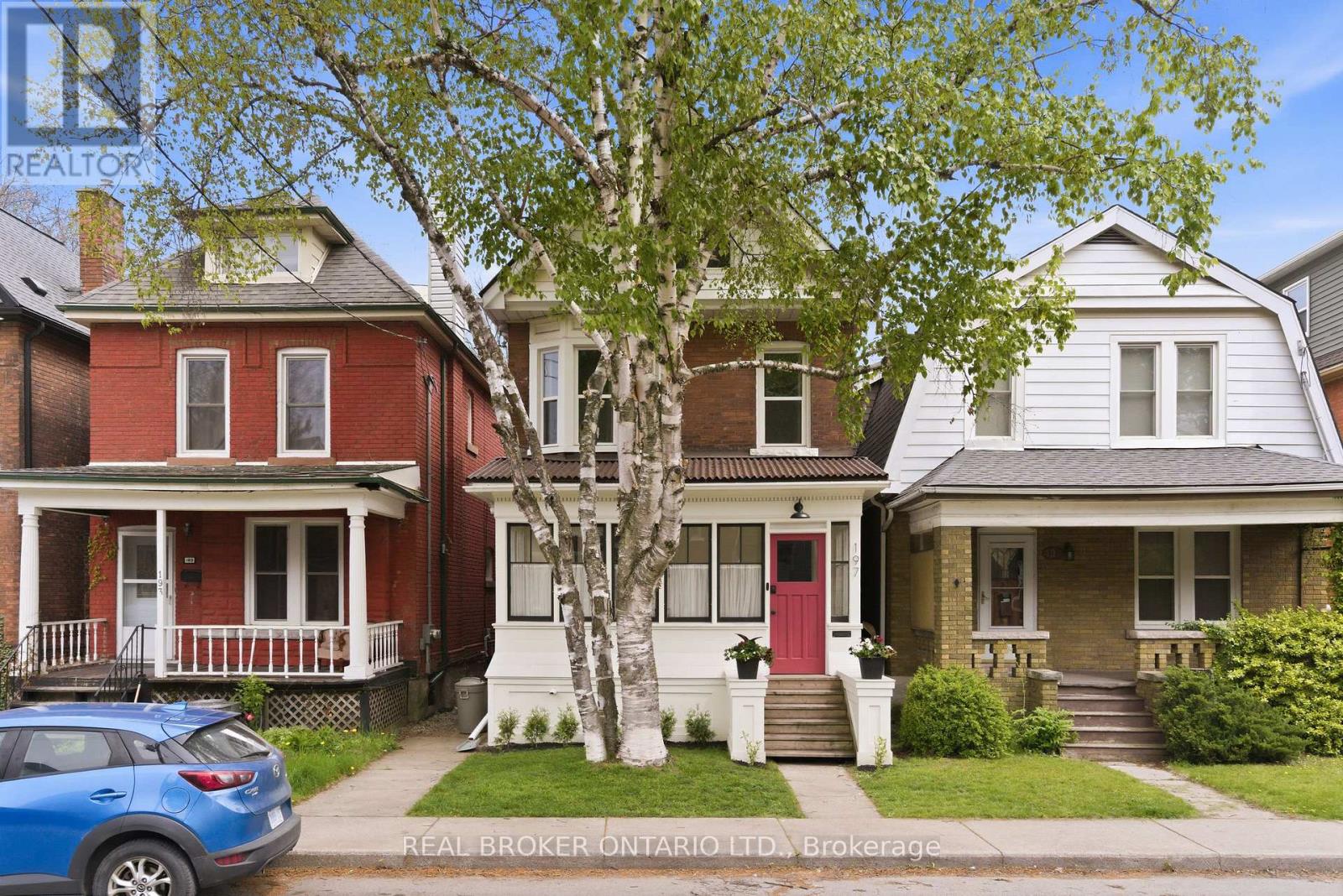197 Burris Street, Hamilton, Ontario  L8M 2J7 - Photo 2 - X13130950