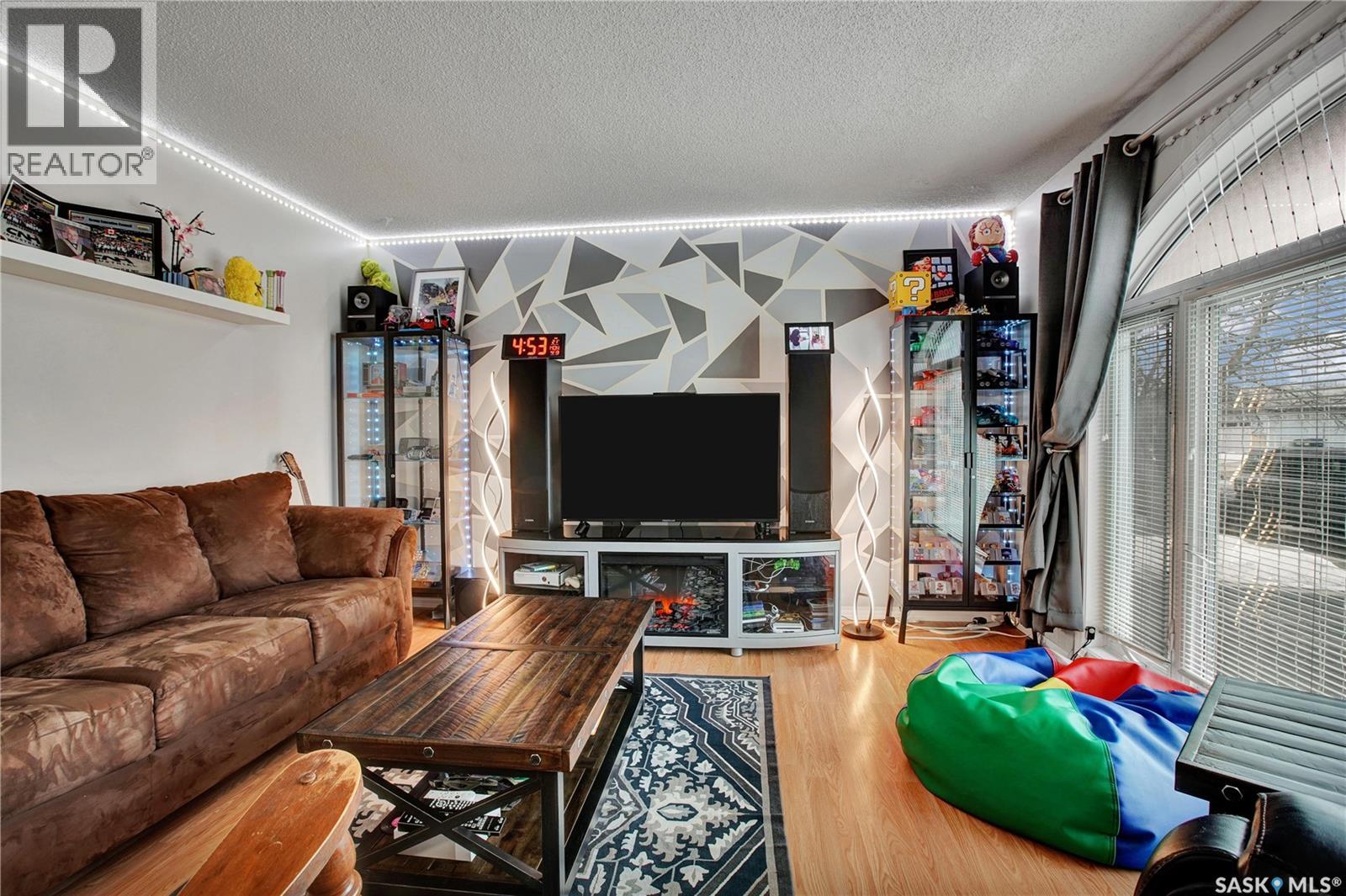 226 Davies Road, Saskatoon, Saskatchewan  S7K 7N1 - Photo 4 - SK035561
