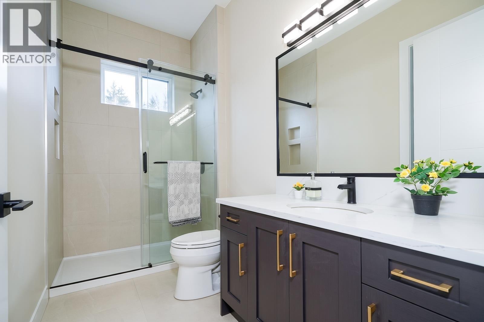 4643 Bond Street, Burnaby, British Columbia  V5H 1G7 - Photo 31 - R3122659