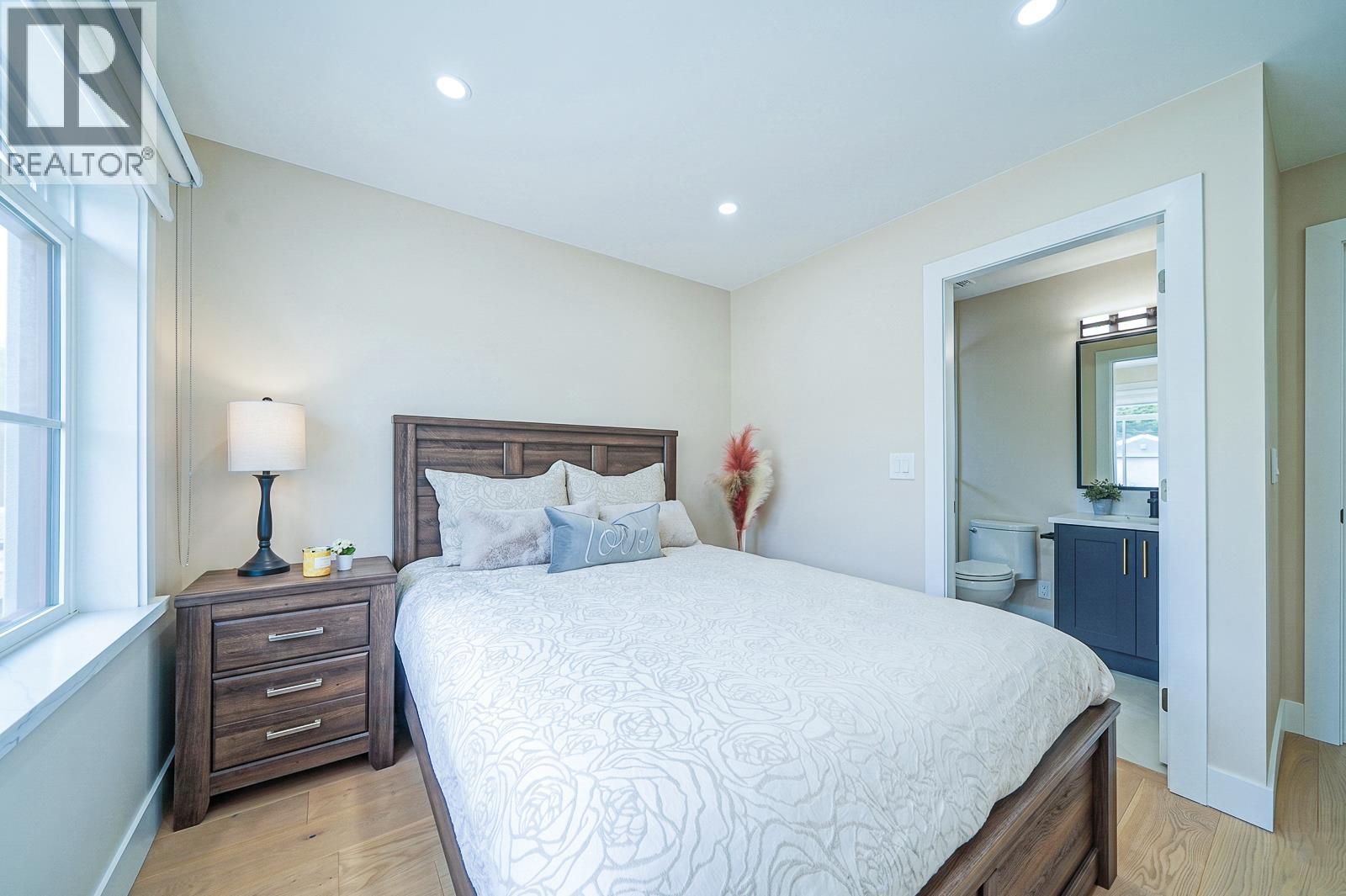 4643 Bond Street, Burnaby, British Columbia  V5H 1G7 - Photo 29 - R3122659