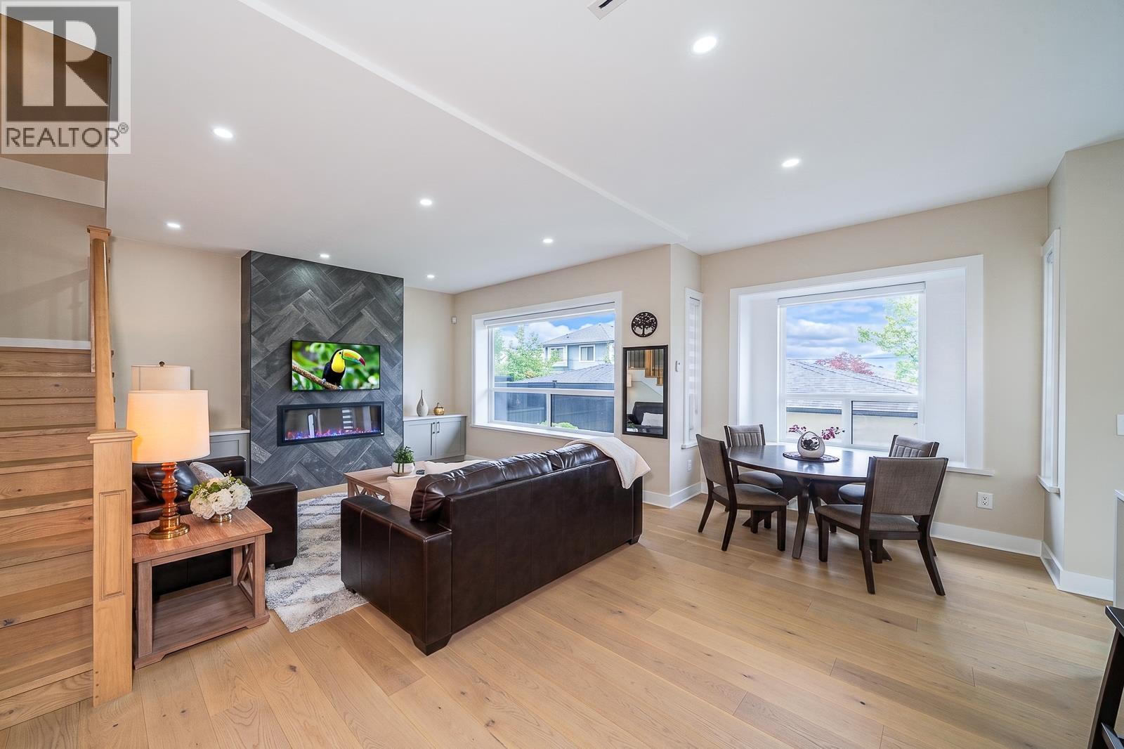 4643 Bond Street, Burnaby, British Columbia  V5H 1G7 - Photo 7 - R3122659