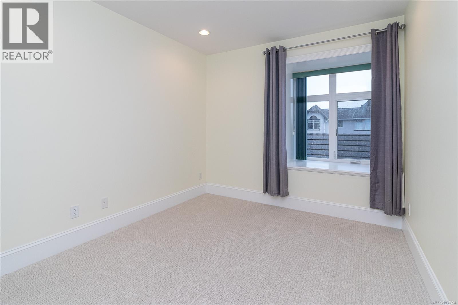 9708a Third St, Sidney, British Columbia  V8L 3A2 - Photo 49 - 1034924
