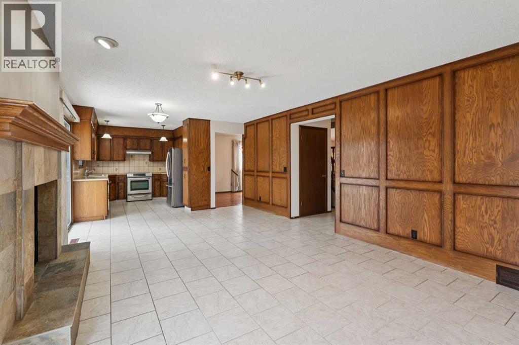 40 Scenic Place NW, Calgary, Alberta  T3L 1A5 - Photo 12 - A2306340