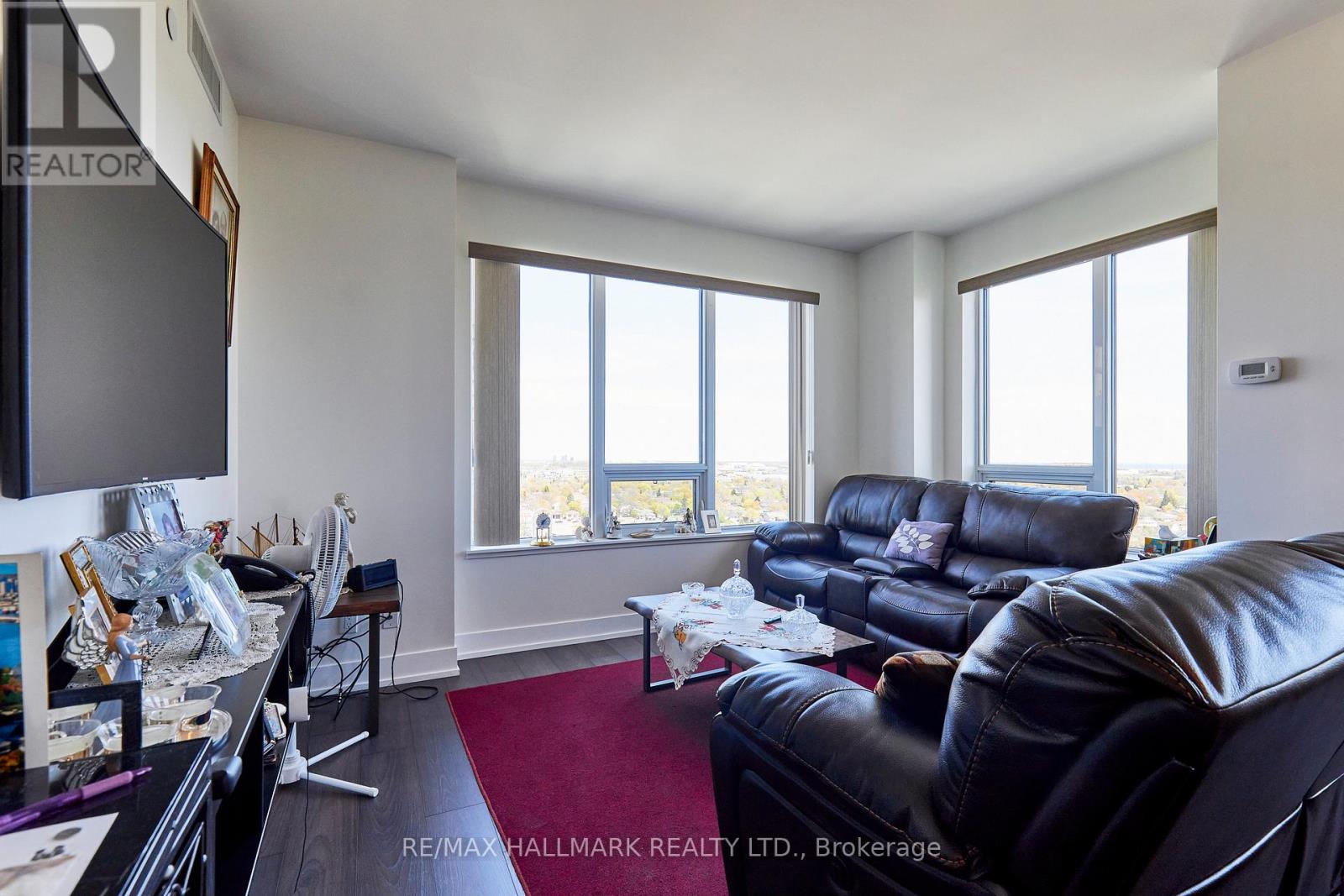1604 - 1215 Bayly Street, Pickering, Ontario  L1W 1L7 - Photo 16 - E13108056