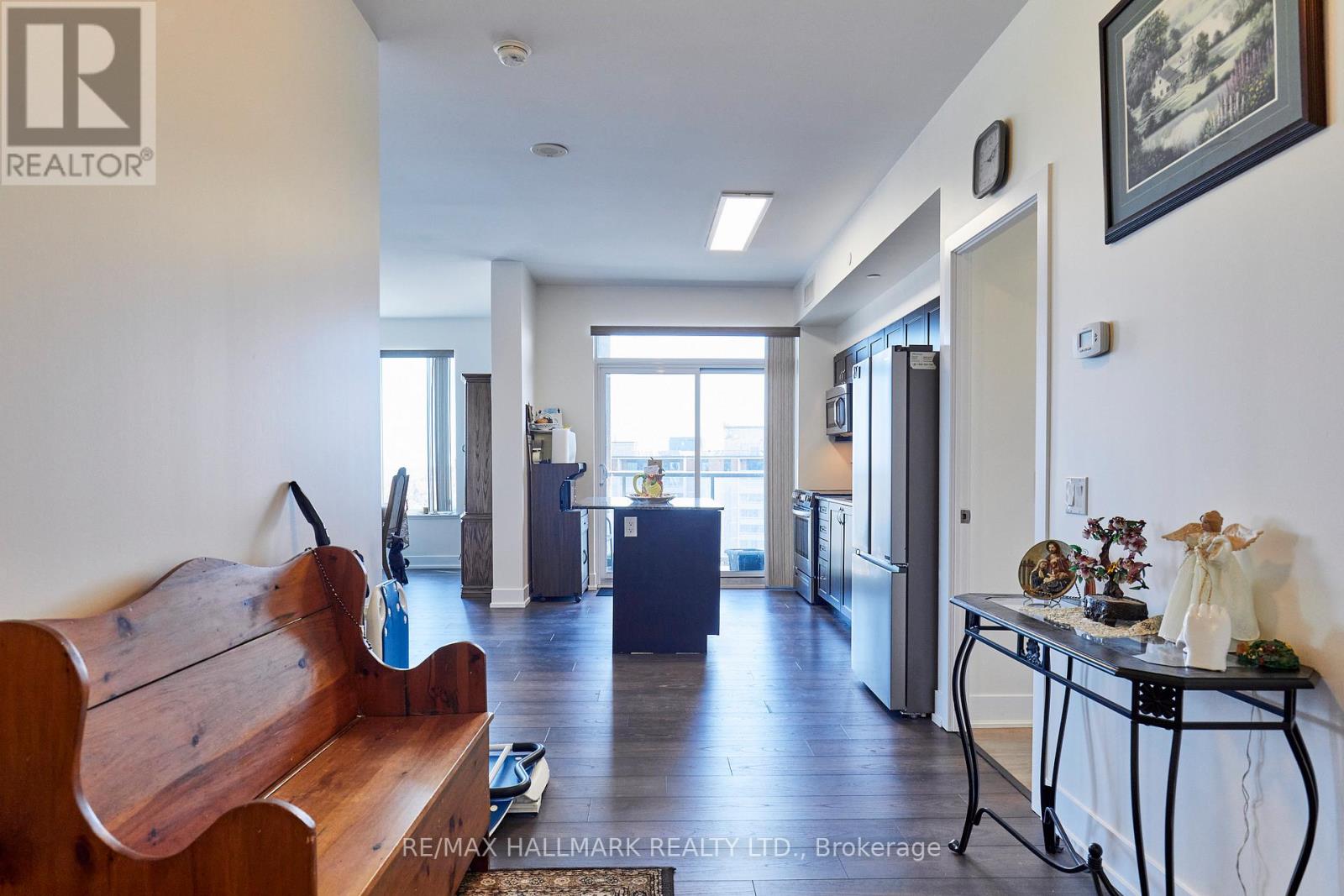 1604 - 1215 Bayly Street, Pickering, Ontario  L1W 1L7 - Photo 2 - E13108056