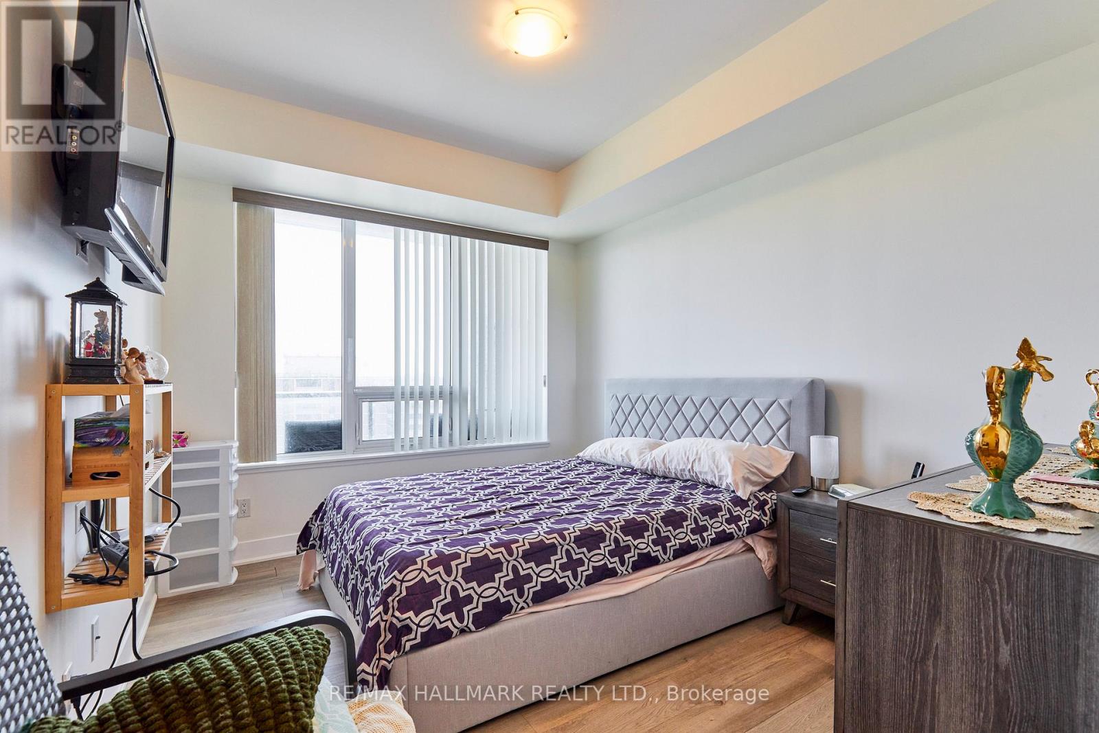 1604 - 1215 Bayly Street, Pickering, Ontario  L1W 1L7 - Photo 18 - E13108056
