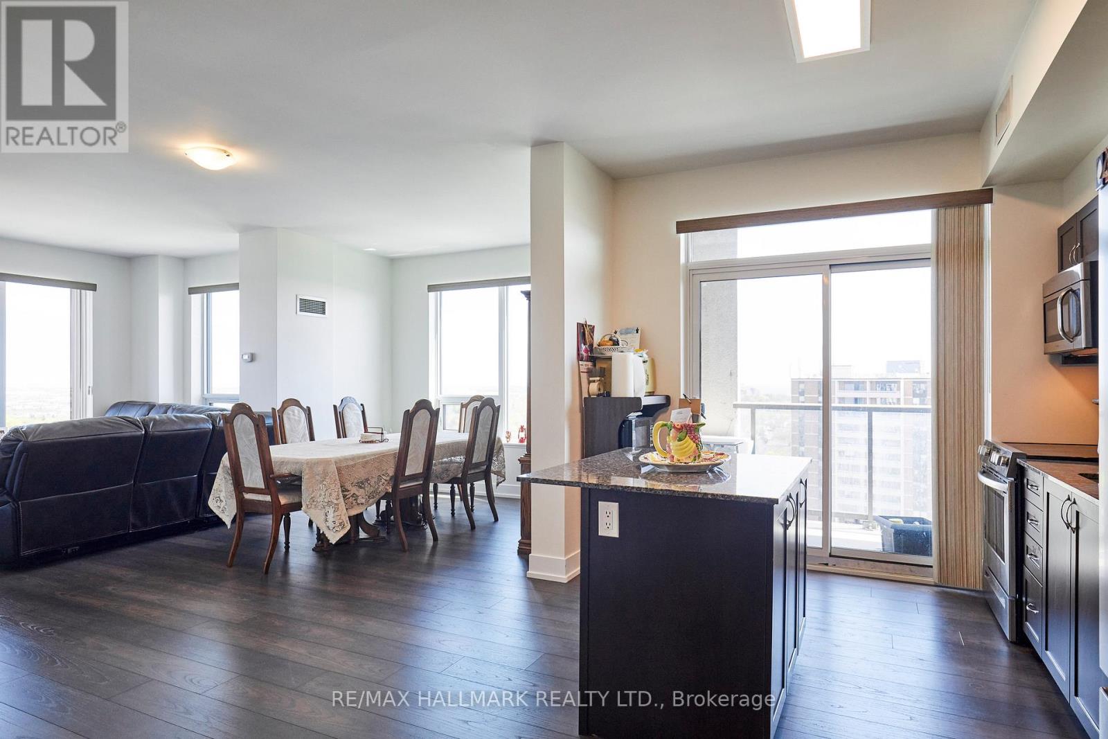 1604 - 1215 Bayly Street, Pickering, Ontario  L1W 1L7 - Photo 11 - E13108056
