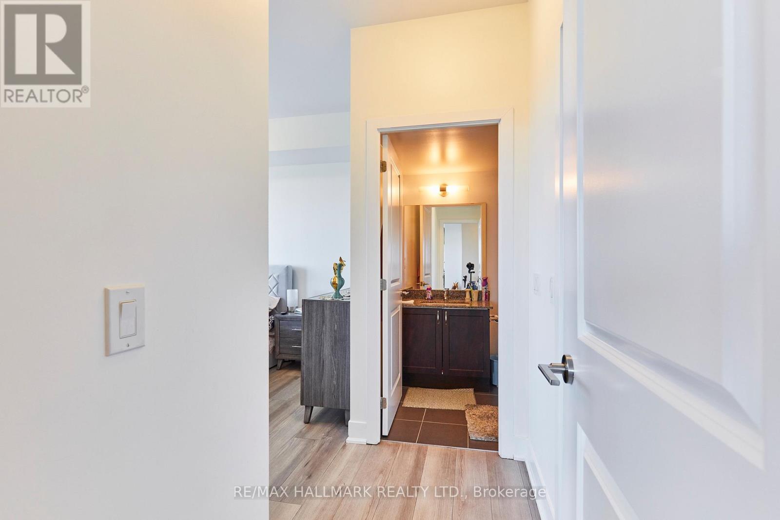 1604 - 1215 Bayly Street, Pickering, Ontario  L1W 1L7 - Photo 17 - E13108056