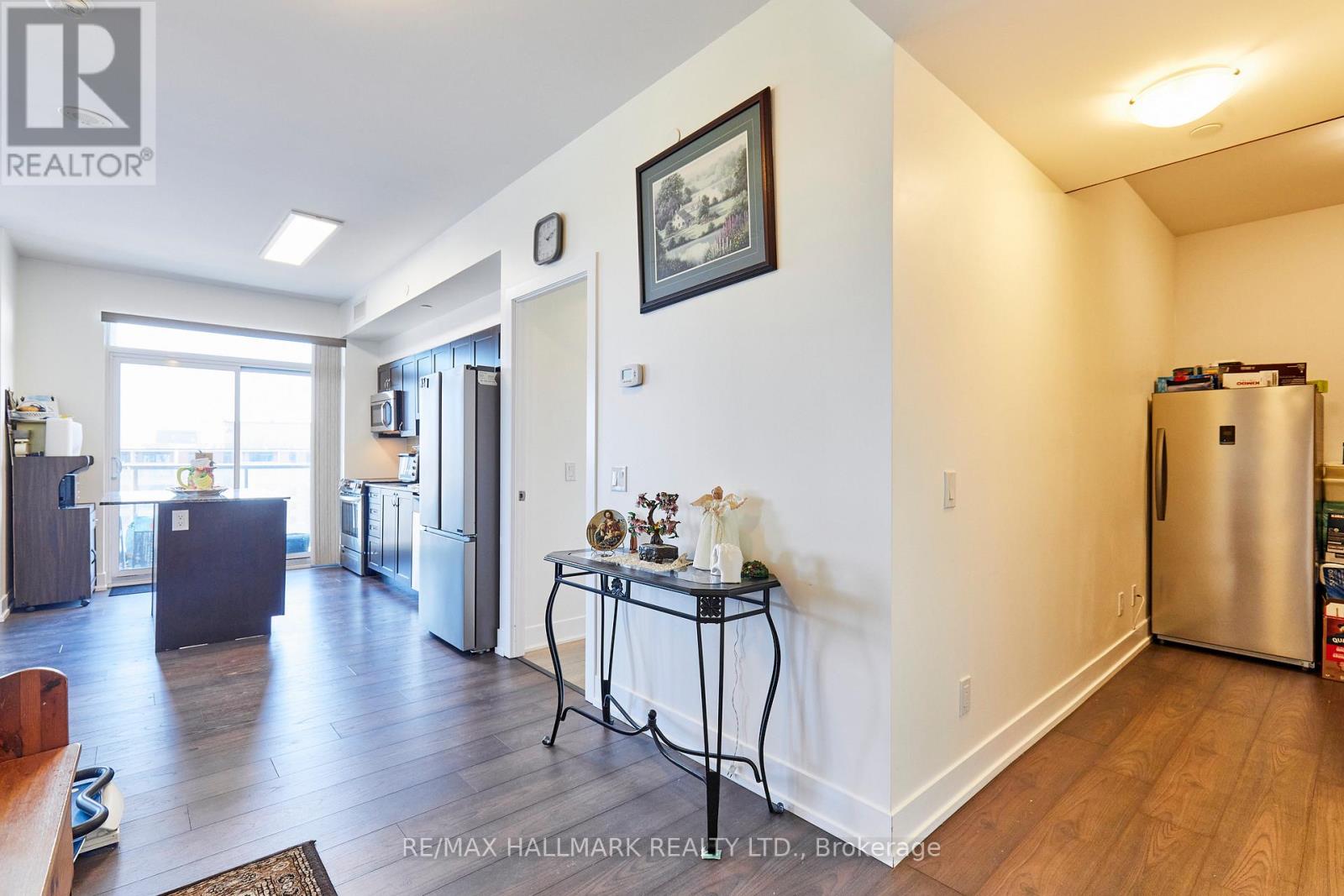 1604 - 1215 Bayly Street, Pickering, Ontario  L1W 1L7 - Photo 3 - E13108056