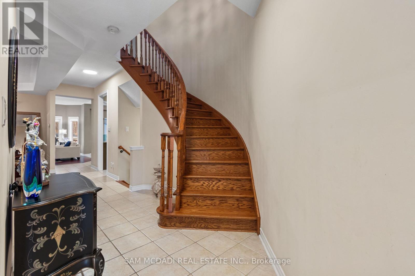 3352 Erin Centre Boulevard, Mississauga, Ontario  L5M 8C3 - Photo 17 - W12993620