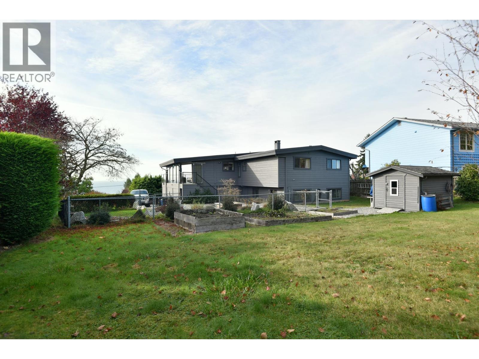 4926 Laurel Avenue, Sechelt, British Columbia  V7Z 0B7 - Photo 33 - R3123955
