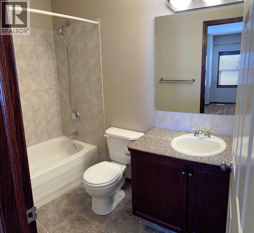 40 Alberts Close, Red Deer, Alberta  T4R 3J7 - Photo 22 - A2295806
