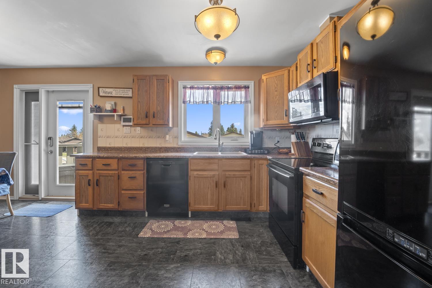1304 12 St, Cold Lake, Alberta  T9M 1L1 - Photo 30 - E4487830