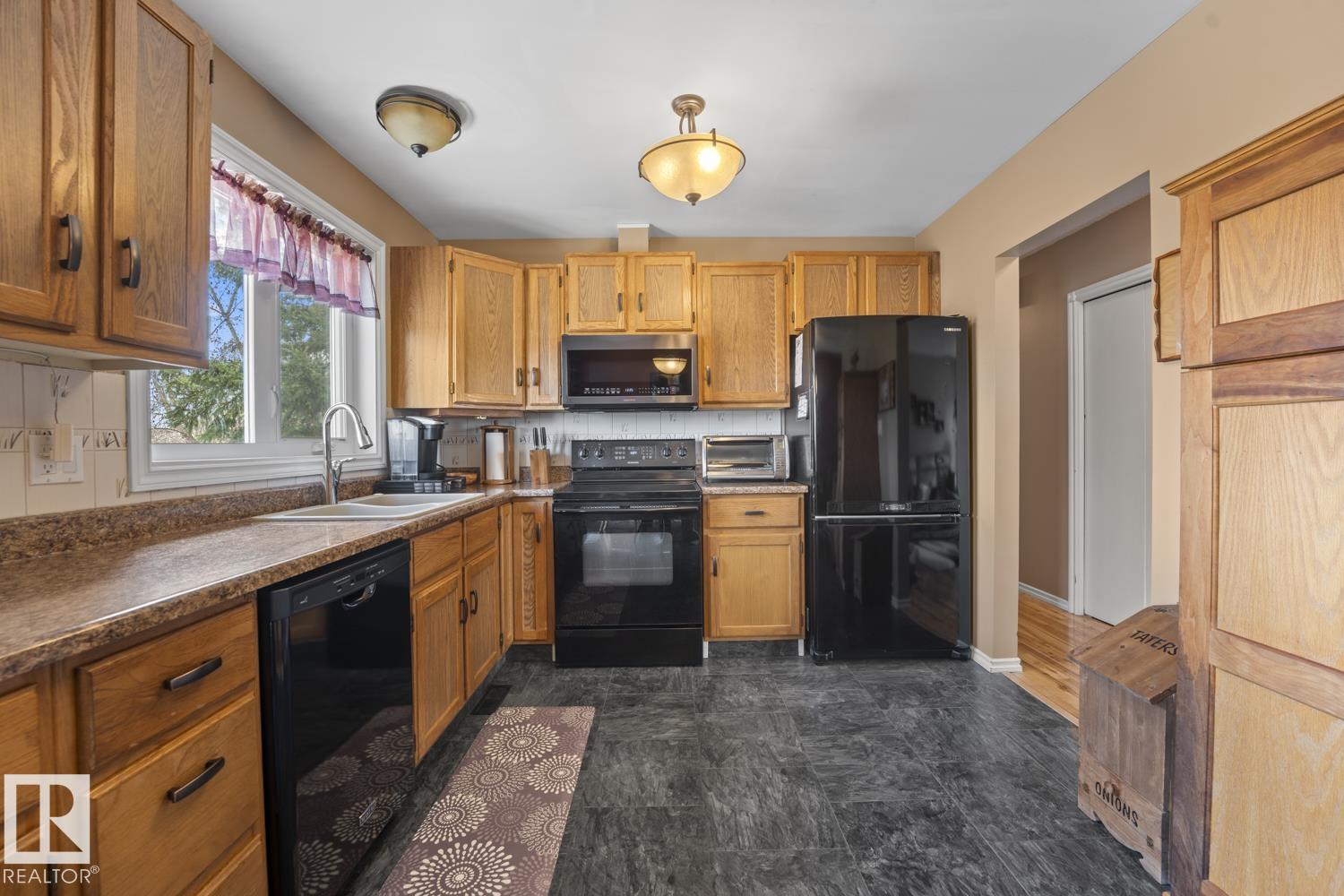 1304 12 St, Cold Lake, Alberta  T9M 1L1 - Photo 32 - E4487830