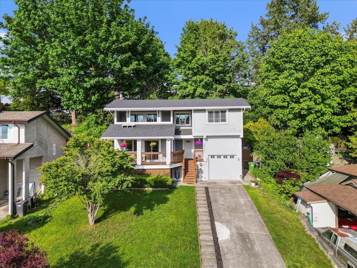 3344 Omineca Court, Abbotsford, British Columbia  V2S 8K9 - Photo 2 - R3124006