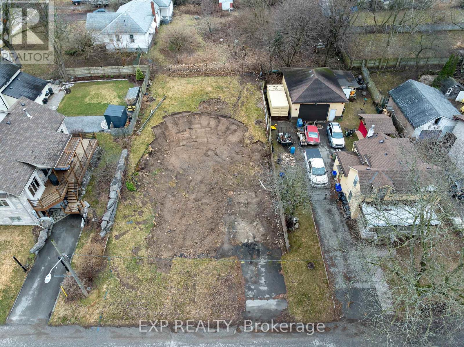 6254 Brock Street, Niagara Falls, Ontario  L2J 1W2 - Photo 2 - X13131022