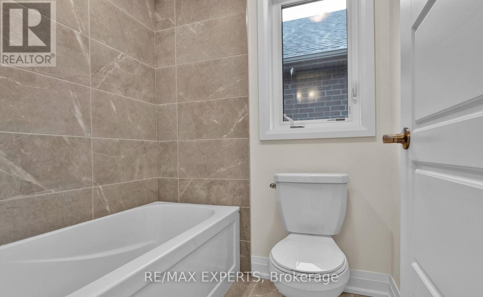 134 Jonkman Boulevard, Bradford West Gwillimbury (Bradford), Ontario L3Z 4J8 - Photo 32 - N13130992