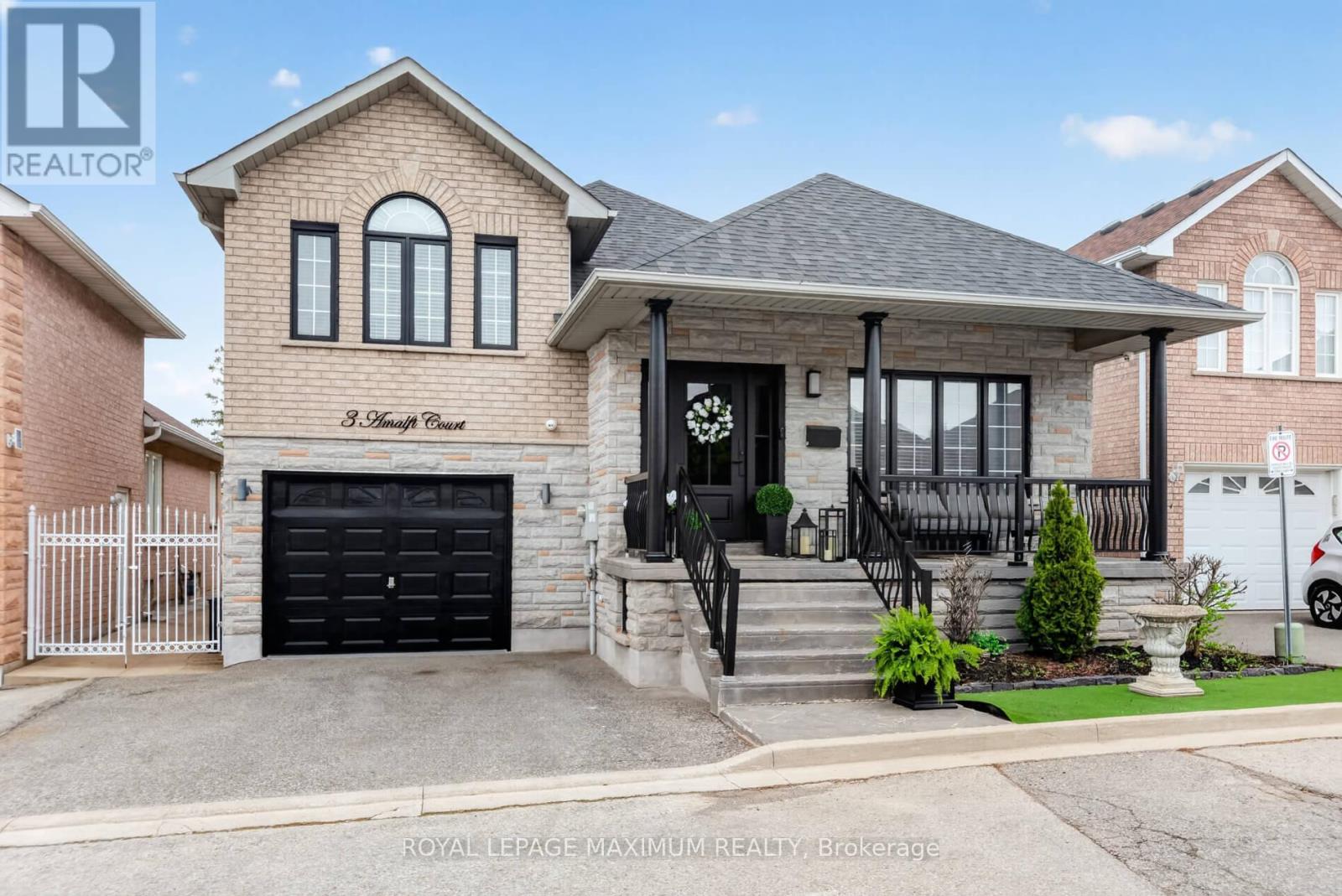 3 AMALFI COURT, Vaughan, Ontario