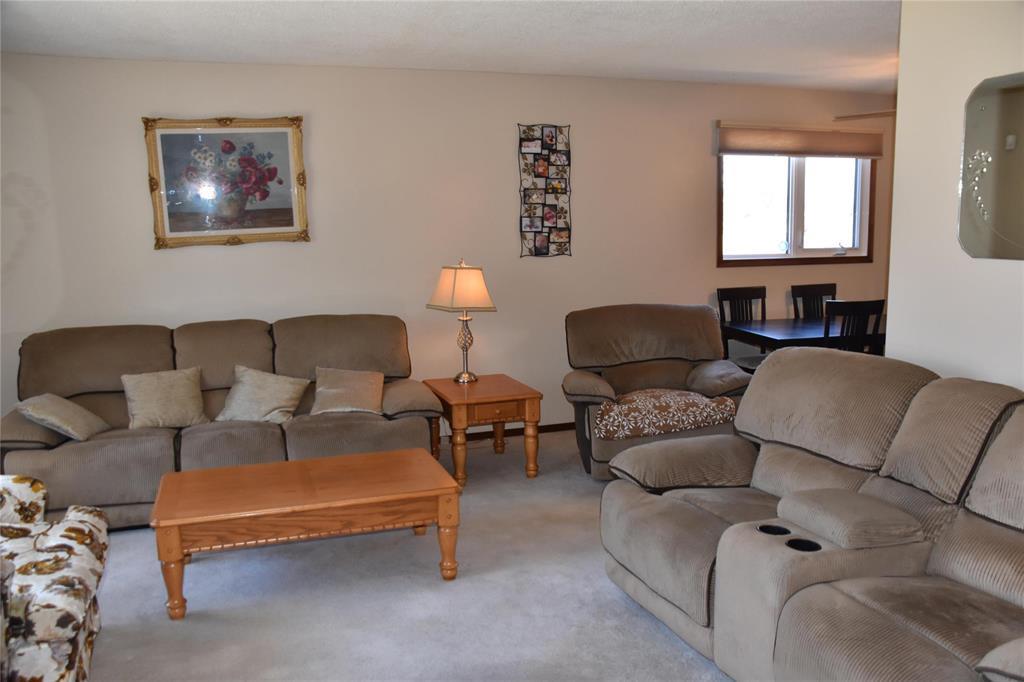 87 Hawkins Crescent, Winnipeg, Manitoba R2N 1H7 - Photo 1 - 202610474