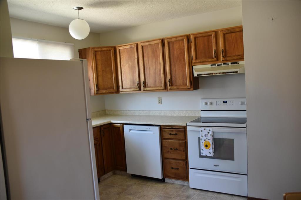 87 Hawkins Crescent, Winnipeg, Manitoba R2N 1H7 - Photo 12 - 202610474