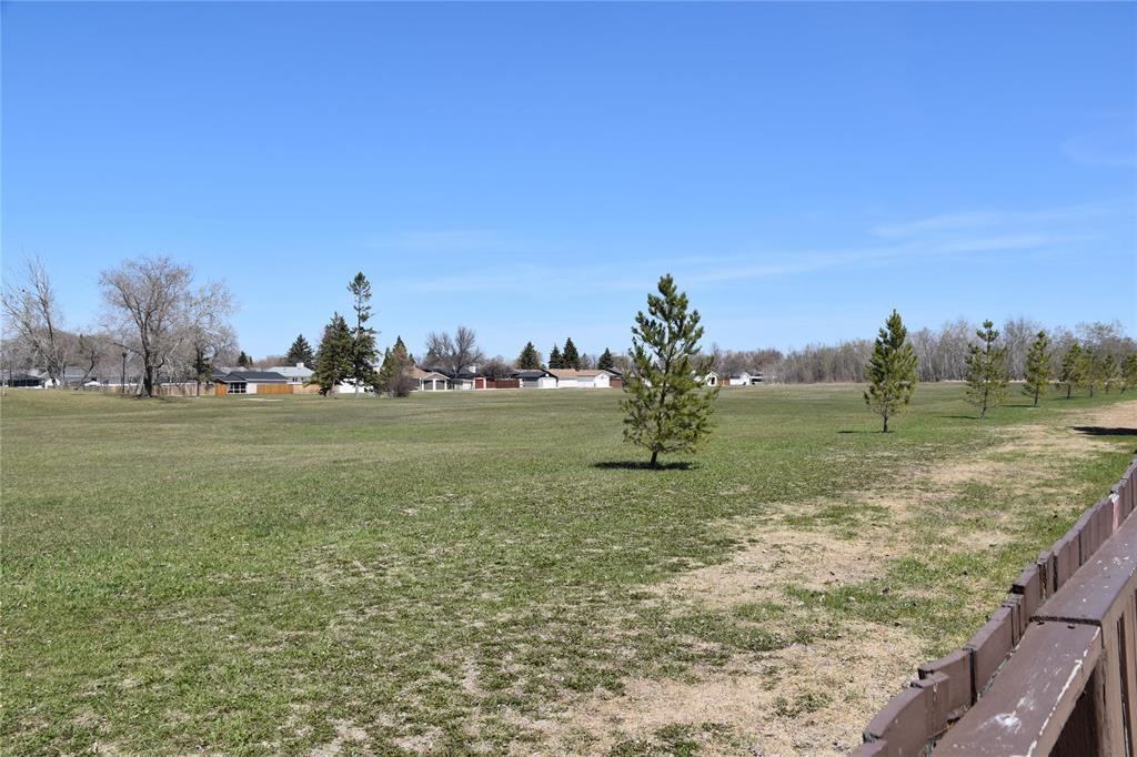 87 Hawkins Crescent, Winnipeg, Manitoba R2N 1H7 - Photo 22 - 202610474