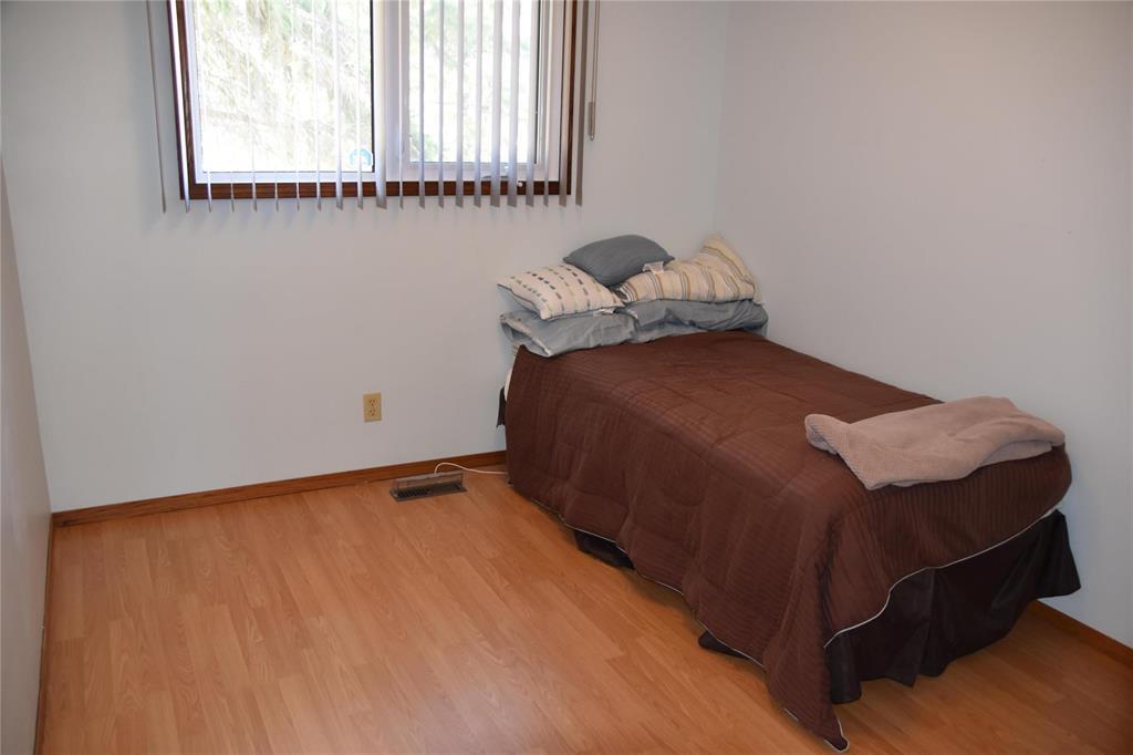 87 Hawkins Crescent, Winnipeg, Manitoba R2N 1H7 - Photo 9 - 202610474
